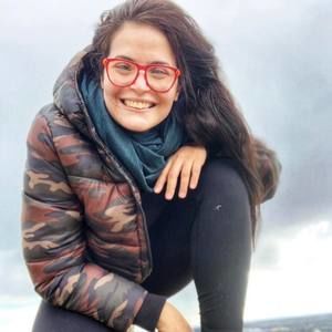 Meet your Posher, Laura